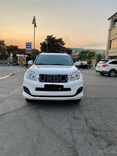 Toyota Land Cruiser Prado 2010, 239,000 km - 2.7 л - Bakı