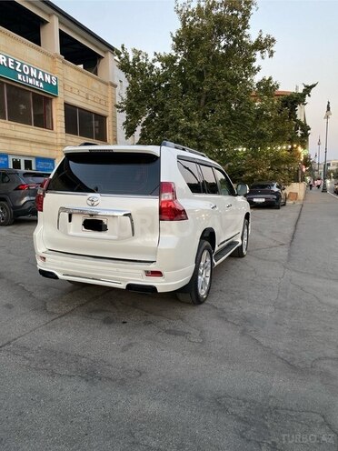 Toyota Land Cruiser Prado 2010, 239,000 km - 2.7 л - Bakı
