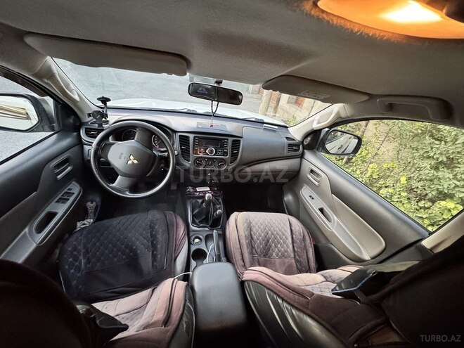 Mitsubishi L200 2018, 254,000 km - 2.4 л - Bakı