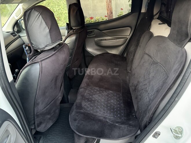 Mitsubishi L200 2018, 254,000 km - 2.4 л - Bakı