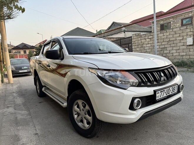 Mitsubishi L200 2018, 254,000 km - 2.4 л - Bakı