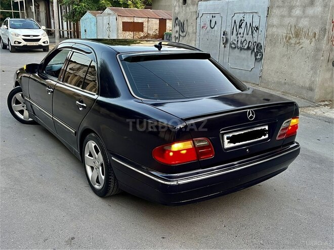 Mercedes E 270 2001, 337,185 km - 2.7 l - Bakı