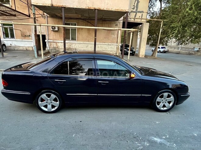 Mercedes E 270 2001, 337,185 km - 2.7 l - Bakı