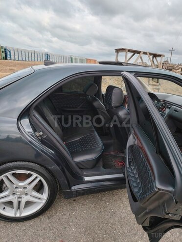 Mercedes E 240 1999, 385,760 km - 2.4 l - Astara