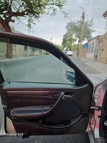 Mercedes C 280 2000, 300,000 km - 2.8 l - Bakı