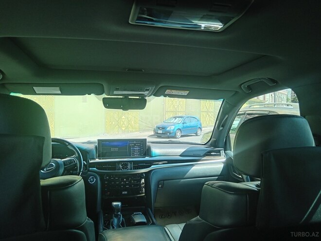 Lexus LX 570 2017, 226,000 km - 5.7 l - Bakı