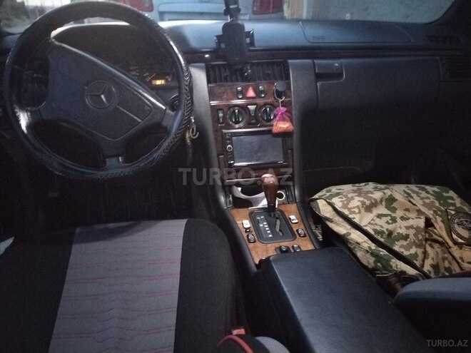 Mercedes E 230 1995, 600,000 km - 2.3 l - Bakı