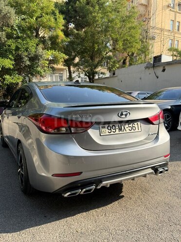 Hyundai Elantra 2015, 211,000 km - 1.6 л - Bakı
