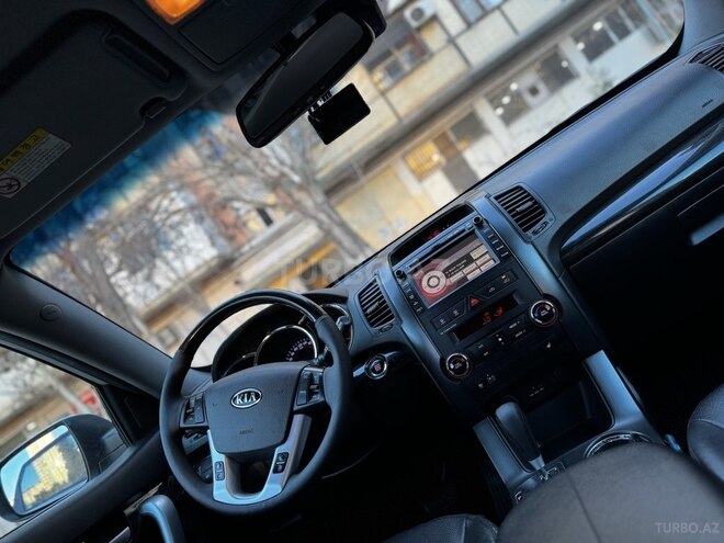 Kia Sorento 2011, 233,000 km - 2.0 l - Bakı