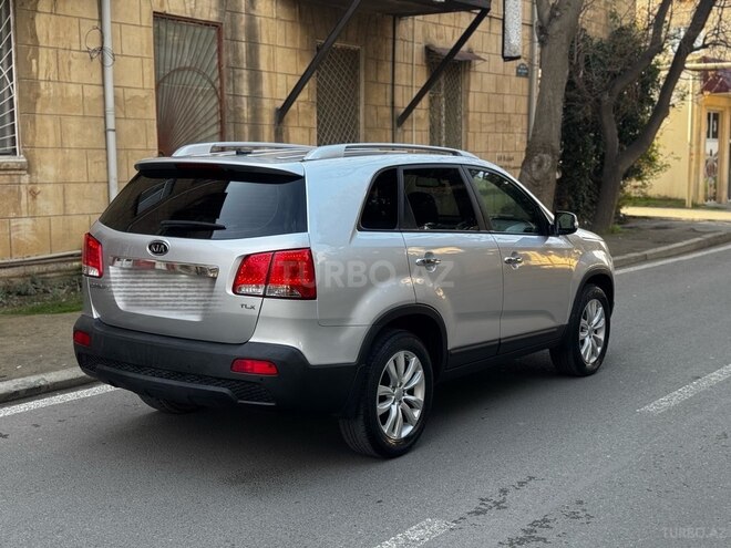 Kia Sorento 2011, 233,000 km - 2.0 l - Bakı