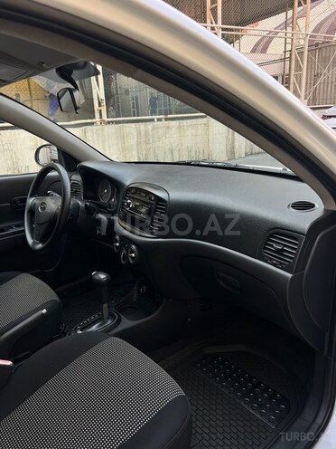 Hyundai Accent 2009, 241,000 km - 1.4 l - Bakı