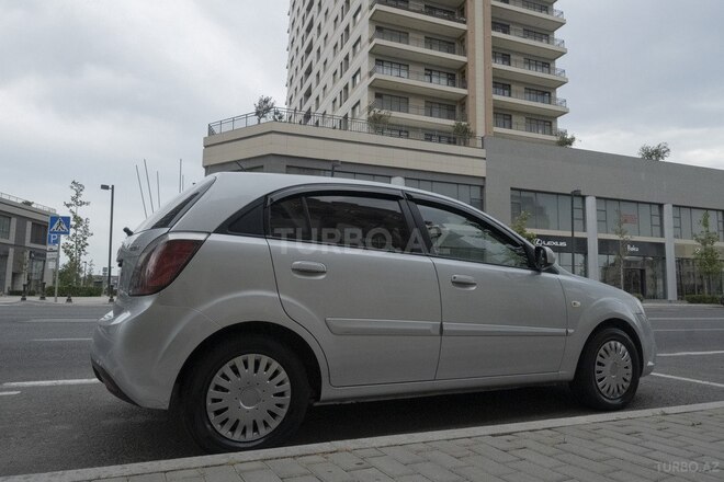 Kia Rio 2009, 155,000 km - 1.5 l - Bakı