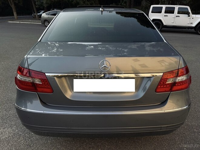 Mercedes E 220 2009, 330,000 km - 2.1 l - Bakı