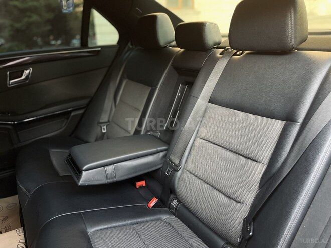 Mercedes E 220 2009, 330,000 km - 2.1 l - Bakı