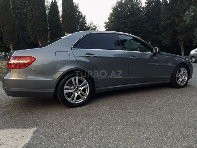Mercedes E 220 2009, 330,000 km - 2.1 l - Bakı