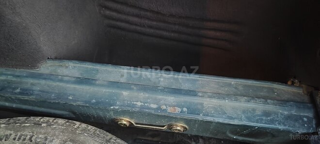 Mercedes E 280 2000, 437,770 km - 2.8 l - Kürdəmir