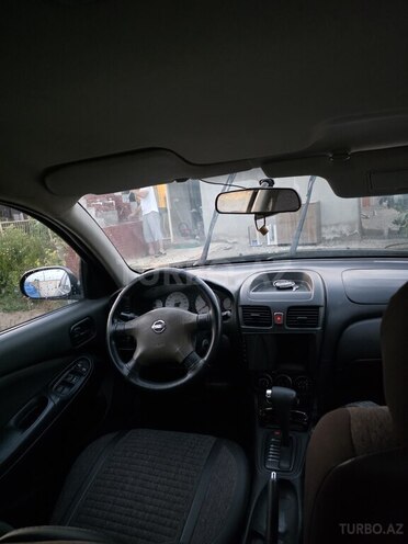 Nissan Sunny 2010, 210,000 km - 1.6 l - Naxçıvan
