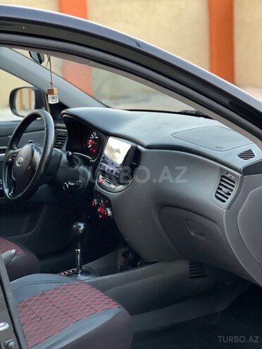 Kia Rio 2010, 220,000 km - 1.6 l - Bakı