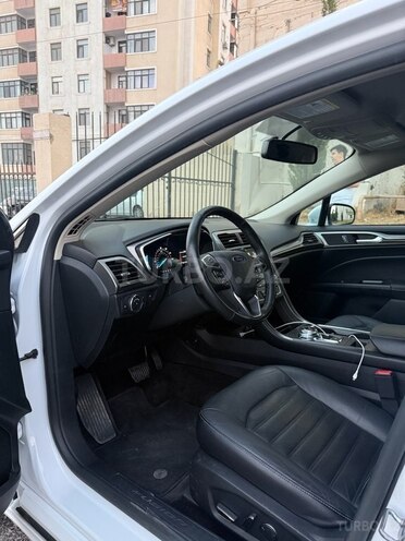 Ford Fusion (North America) 2017, 94,000 km - 2.0 л - Bakı