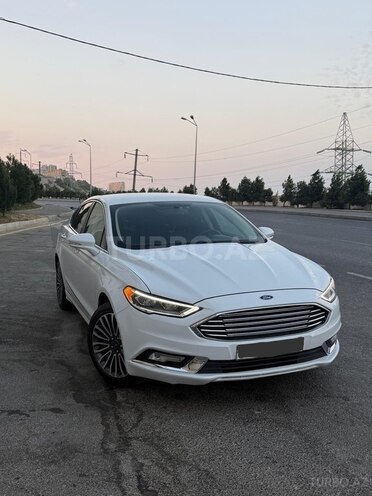 Ford Fusion (North America) 2017, 94,000 km - 2.0 л - Bakı