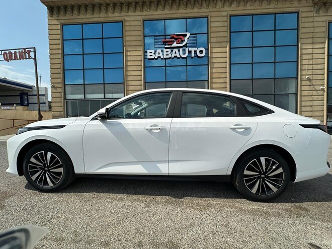 Changan Qiyuan A05 2025, 0 km - 1.5 л - Bakı