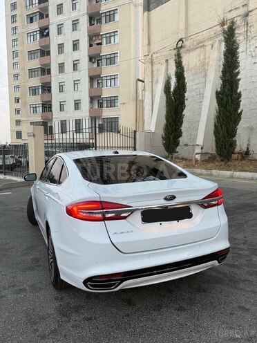 Ford Fusion (North America) 2017, 94,000 km - 2.0 л - Bakı