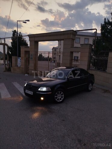 Volkswagen Passat 2004, 295,100 km - 1.8 l - Bakı
