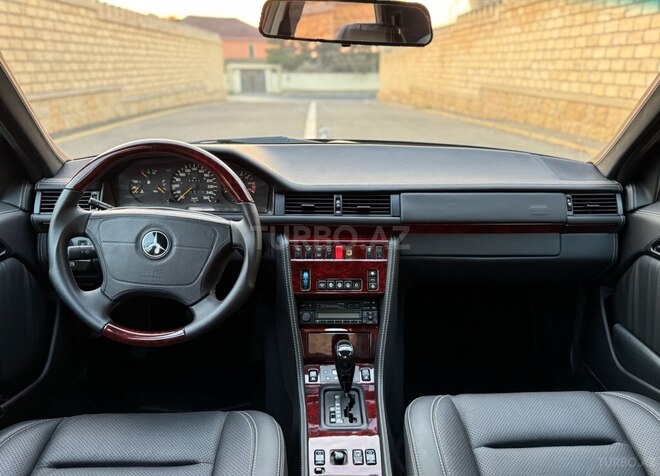 Mercedes E 500 1993, 150,000 km - 5.0 л - Bakı