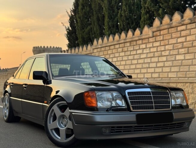 Mercedes E 500 1993, 150,000 km - 5.0 л - Bakı