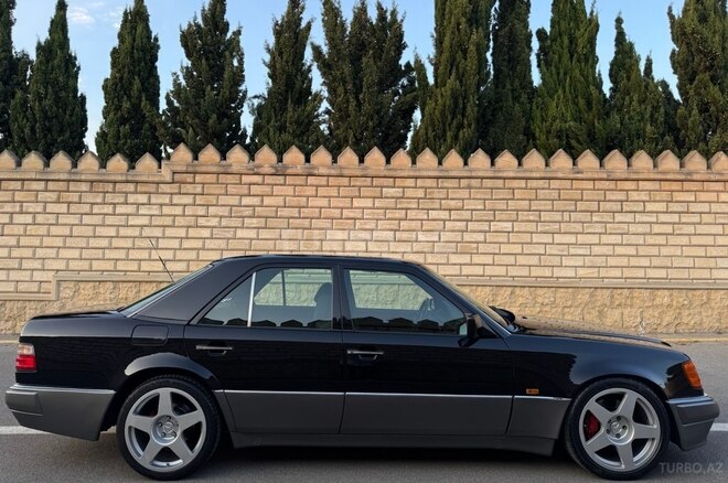Mercedes E 500 1993, 150,000 km - 5.0 л - Bakı