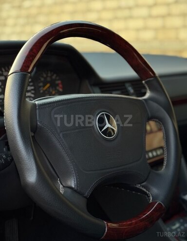 Mercedes E 500 1993, 150,000 km - 5.0 л - Bakı