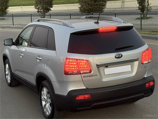 Kia Sorento 2011, 179,822 km - 2.0 л - Bakı