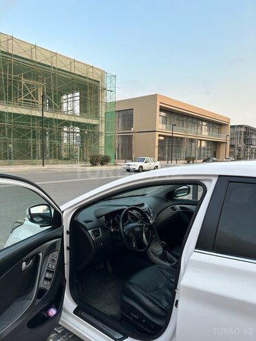 Hyundai Elantra 2014, 226,600 km - 1.8 l - Bakı