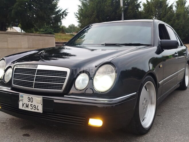 Mercedes E 300 1998, 345,000 km - 3.0 l - Qusar