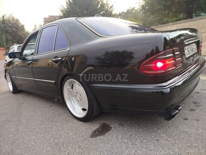 Mercedes E 300 1998, 345,000 km - 3.0 l - Qusar