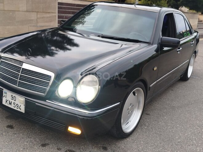Mercedes E 300 1998, 345,000 km - 3.0 l - Qusar