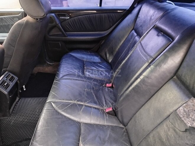 Mercedes E 300 1998, 345,000 km - 3.0 l - Qusar