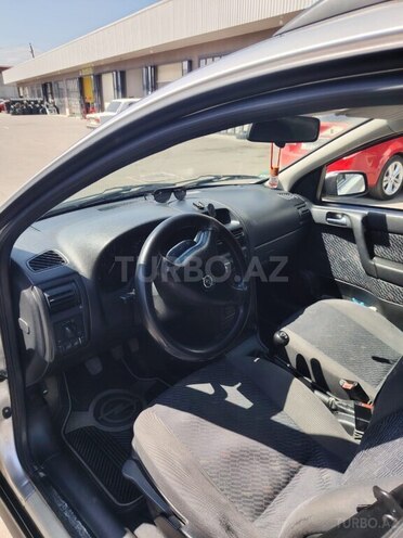 Opel Astra 2001, 250,000 km - 1.6 l - Lənkəran