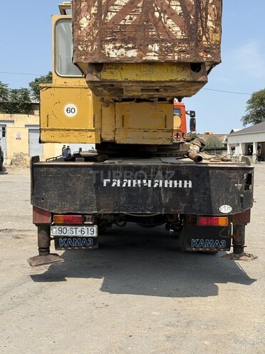 KamAz 53228 2007, 221,471 km - 11.0 l - Bakı