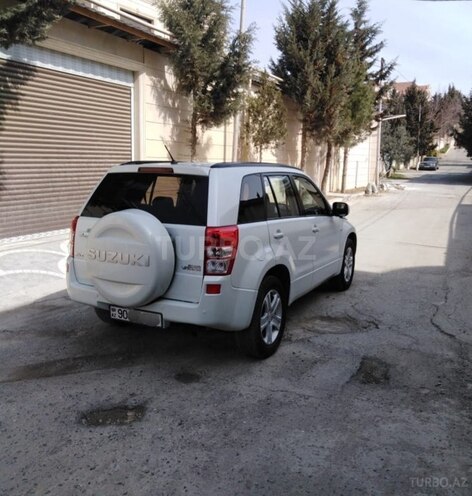 Suzuki Grand Vitara 2006, 320,000 km - 2.0 л - Qazax