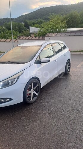 Kia  2012, 228,000 km - 1.4 l - İsmayıllı