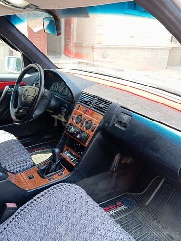Mercedes C 220 1994, 20,015 km - 2.2 л - Gəncə