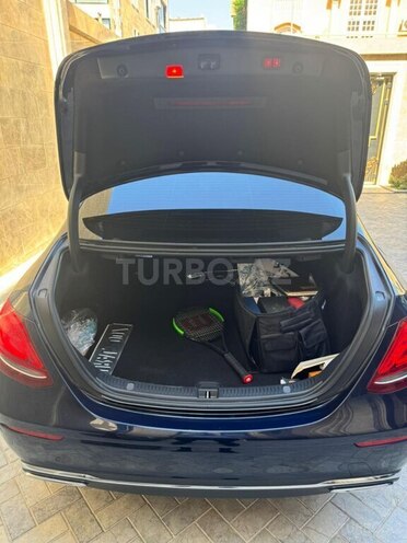 Mercedes E 220 d 2017, 134,283 km - 2.0 l - Bakı