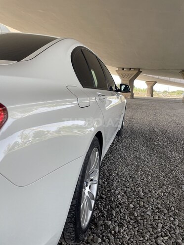 BMW 740 2011, 311,000 km - 3.0 л - Bakı