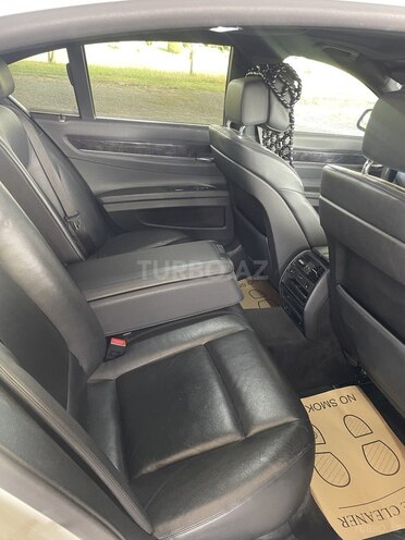 BMW 740 2011, 311,000 km - 3.0 л - Bakı