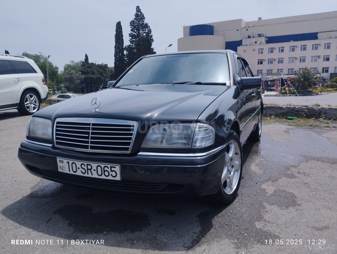 Mercedes C 200 1995, 420,000 km - 2.0 л - Bakı