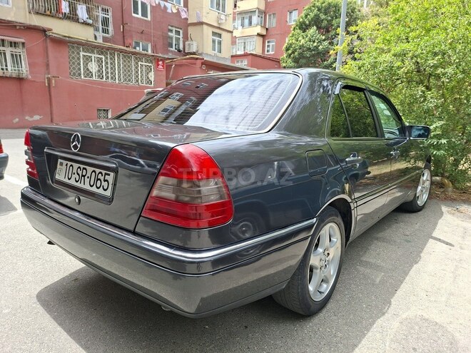 Mercedes C 200 1995, 420,000 km - 2.0 л - Bakı