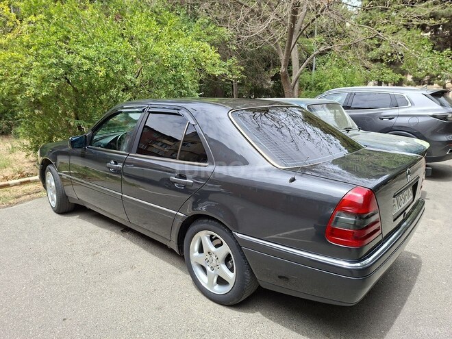 Mercedes C 200 1995, 420,000 km - 2.0 л - Bakı