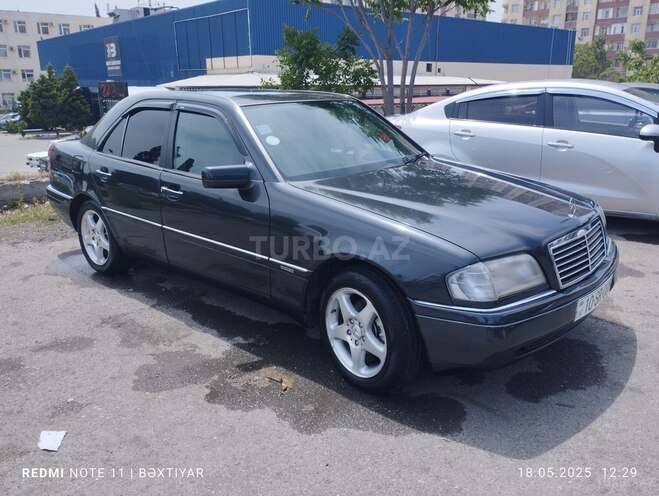 Mercedes C 200 1995, 420,000 km - 2.0 л - Bakı
