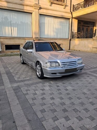 Mercedes C 220 1995, 255,000 km - 2.2 l - Xırdalan